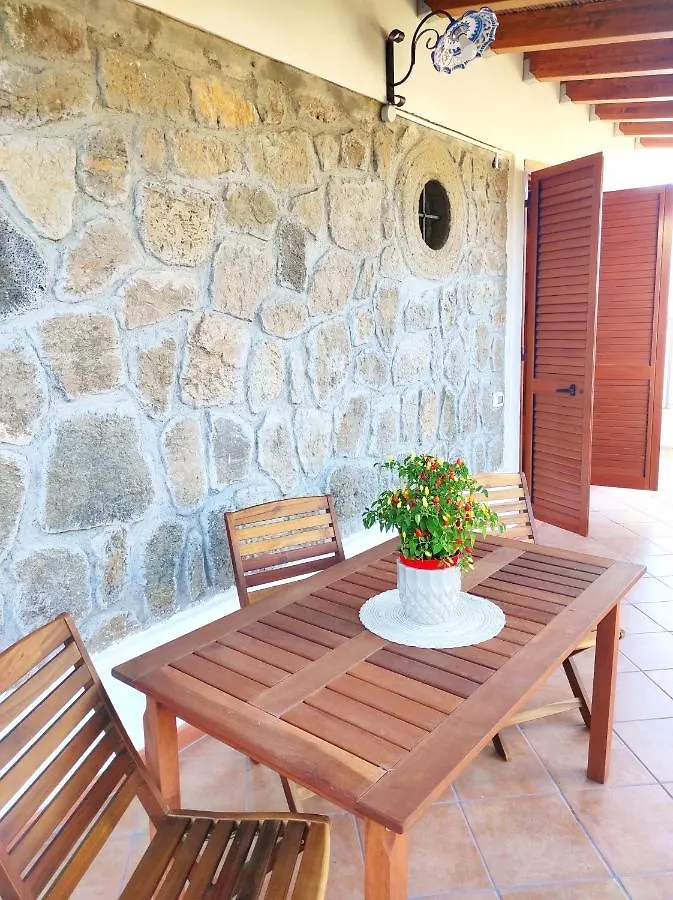 Apartamento Holiday Home Mennulita Lipari